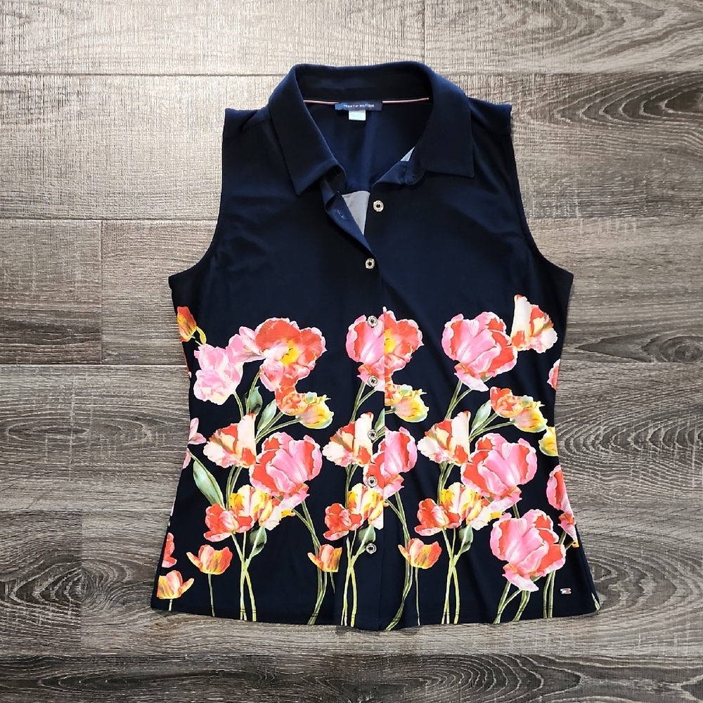💋 Tommy Hilfiger sleeveless Floral Top 💋